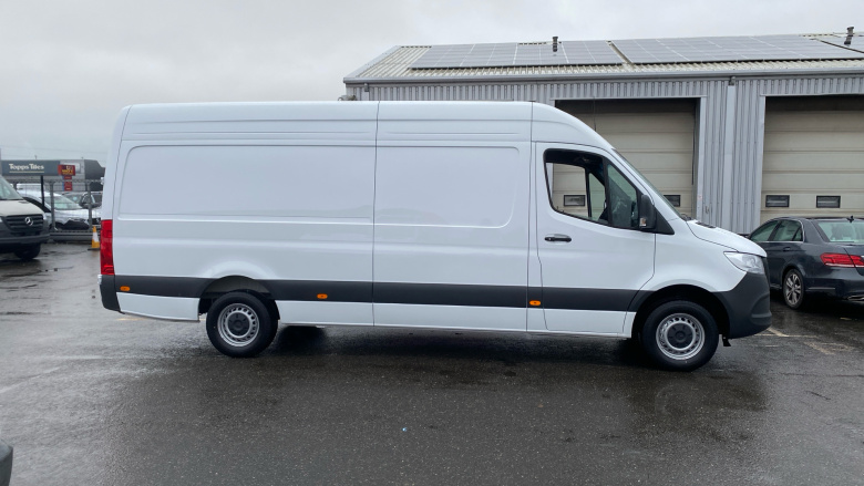 Mercedes-Benz Sprinter 315Cdi L3 Diesel Rwd 3.5t H2 Pro Van 9G-Tronic